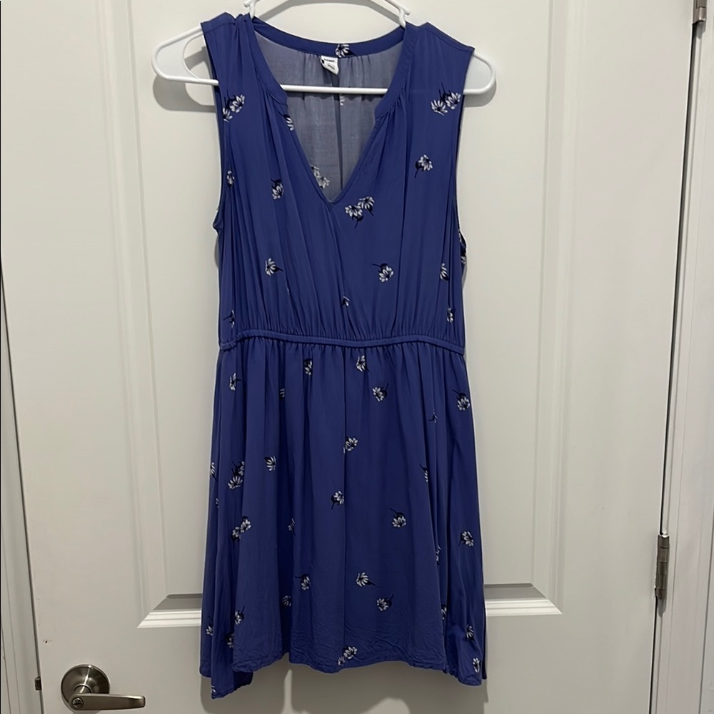 Purple Sleeveless Dress with Floral Embroidery
